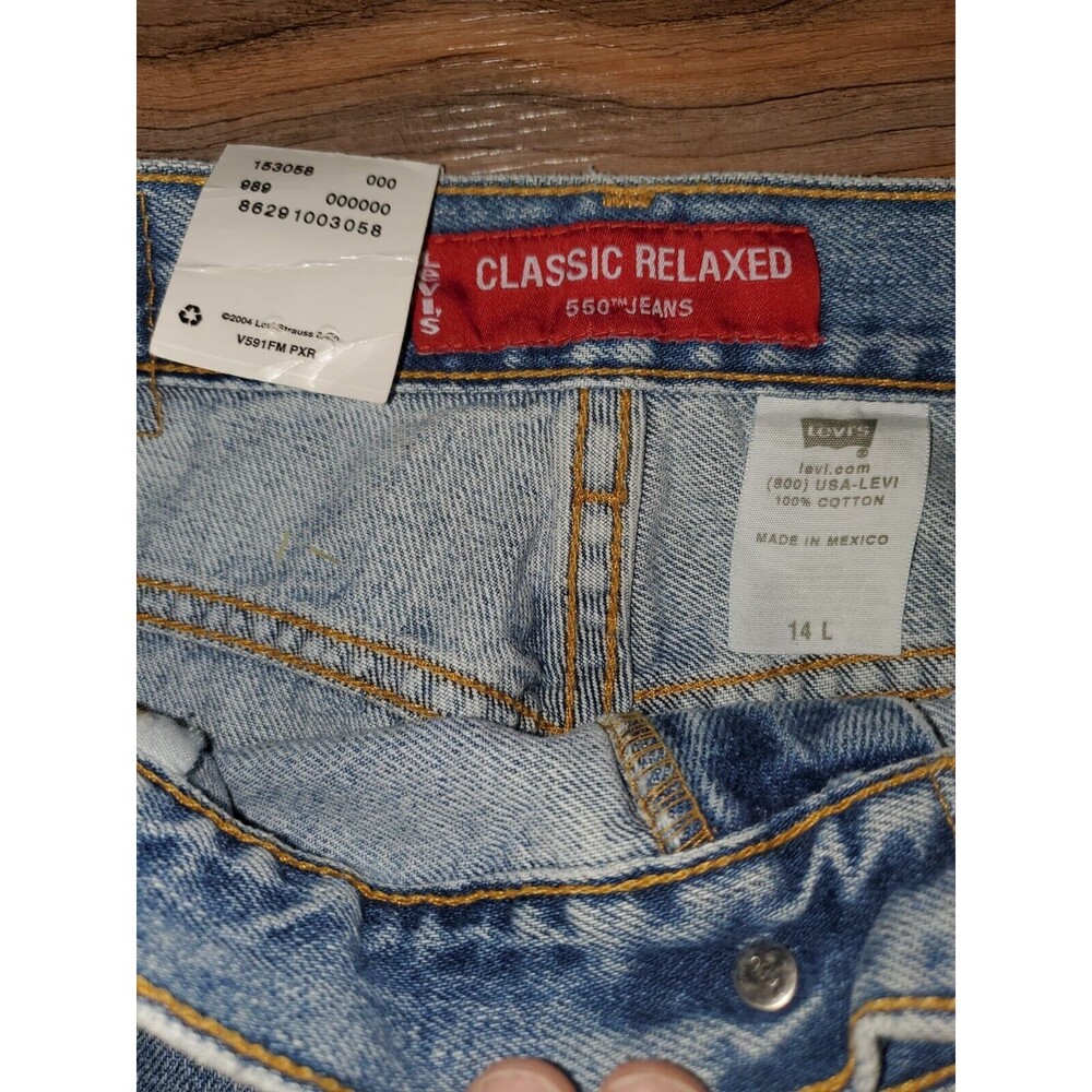 Vintage NWT Levi’s 550 Relaxed Light Wash Tapered Jeans Size 14 Misses Long - Picture 2 of 4
